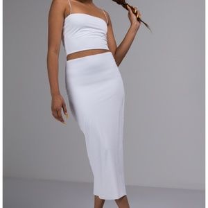 YOUR GLOW-TO GIRL MIDI SKIRT